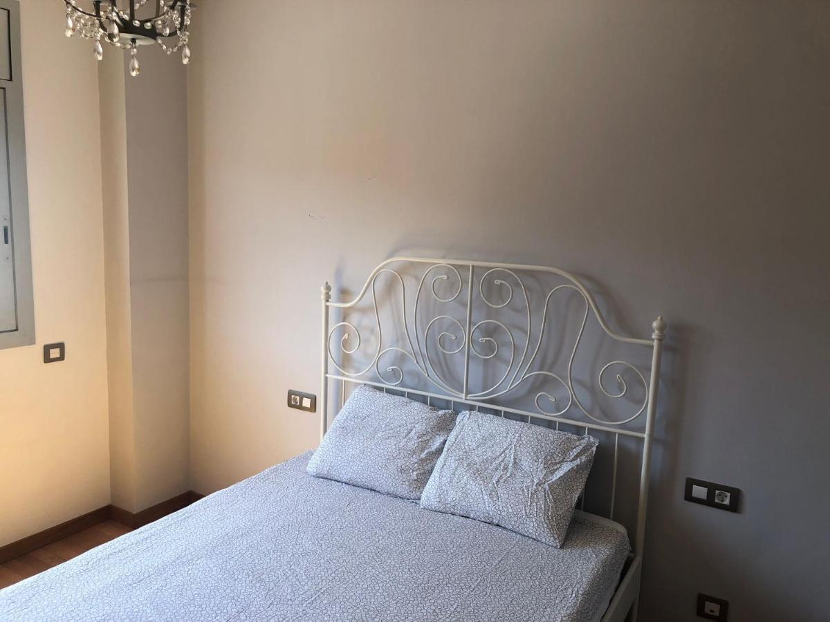 Barcelona Style Beach Apartment Ngoại thất bức ảnh